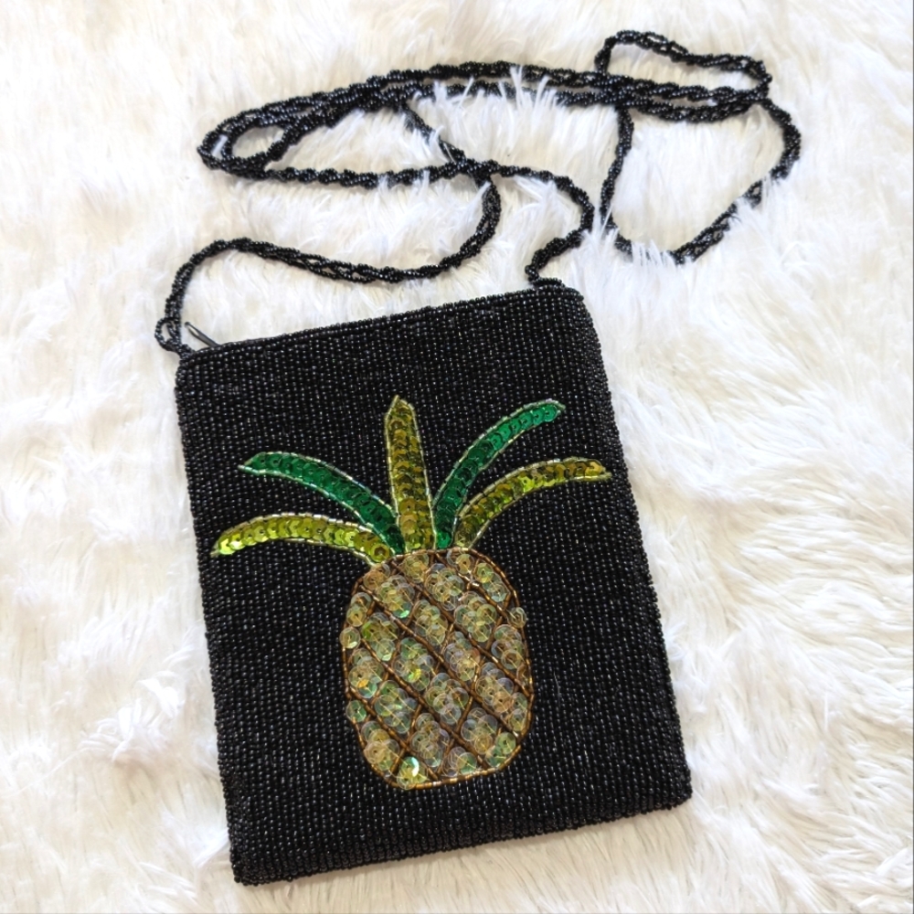 Y2K Vintage Black Beads & Gold Sequin Pineapple Cocktail Crossbody Bag
